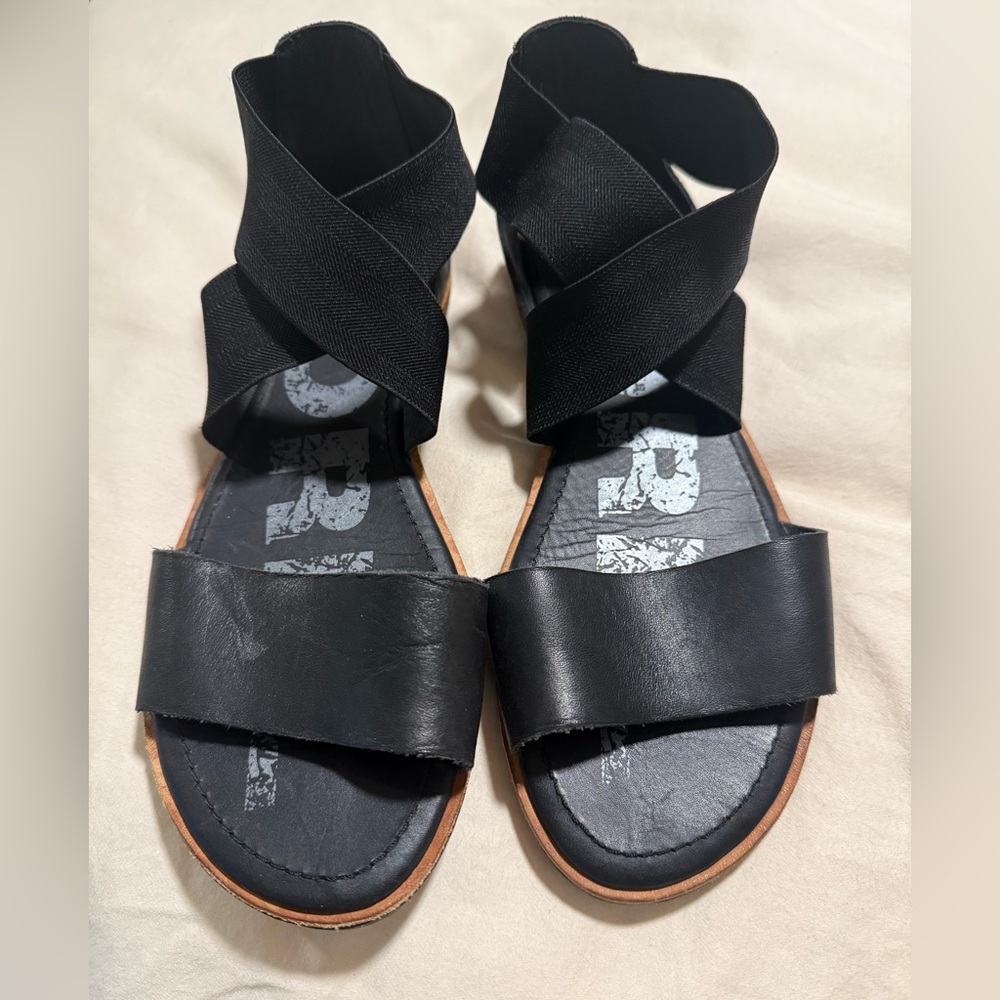 Sorel Black Leather Sandals for Women